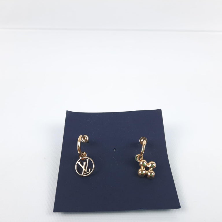 Louis Vuitton, A pair of Blooming earrings. Marked LV. - Bukowskis