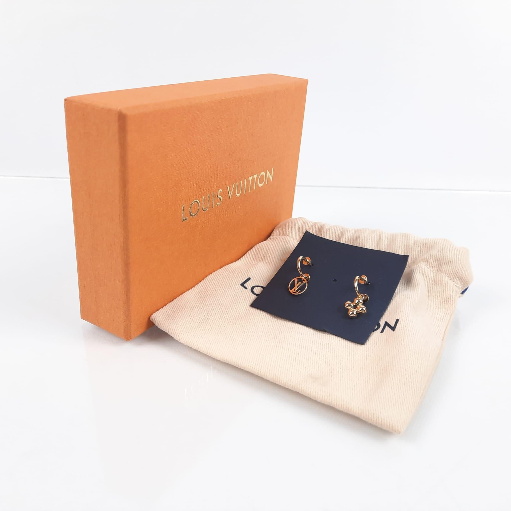 Louis Vuitton Blooming Earrings Goldfinish Metal For Sale at 1stDibs