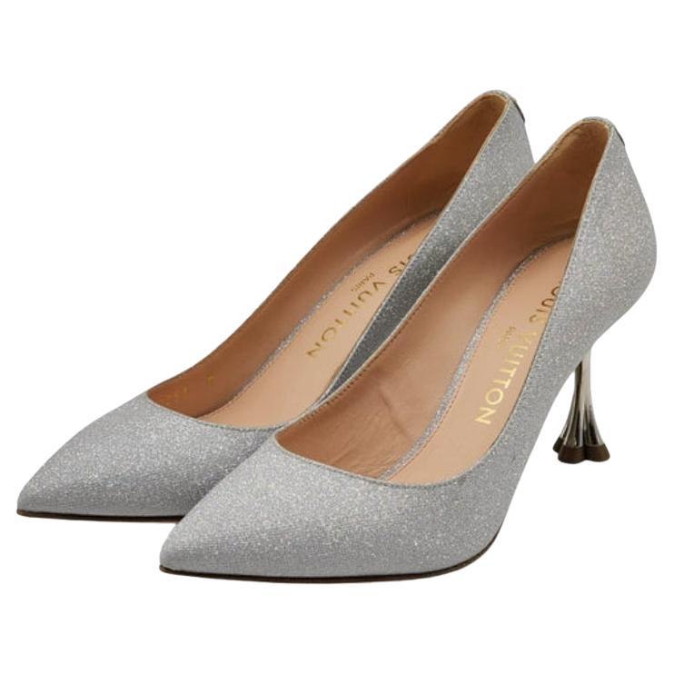 Louis Vuitton Blossom Pumps Glitter in Silver For Sale