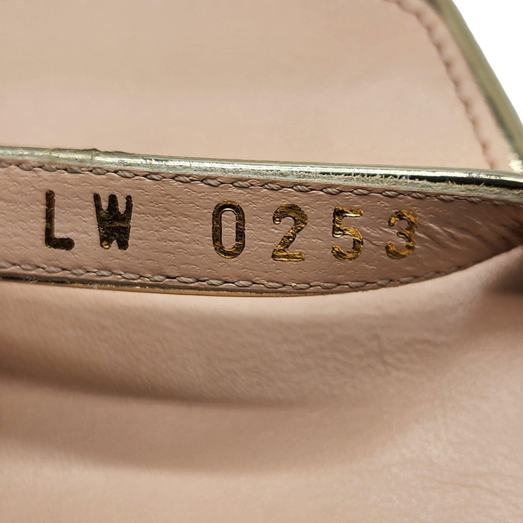 Sandalias Louis Vuitton Blossom Piel en Dorado (36) en venta 4