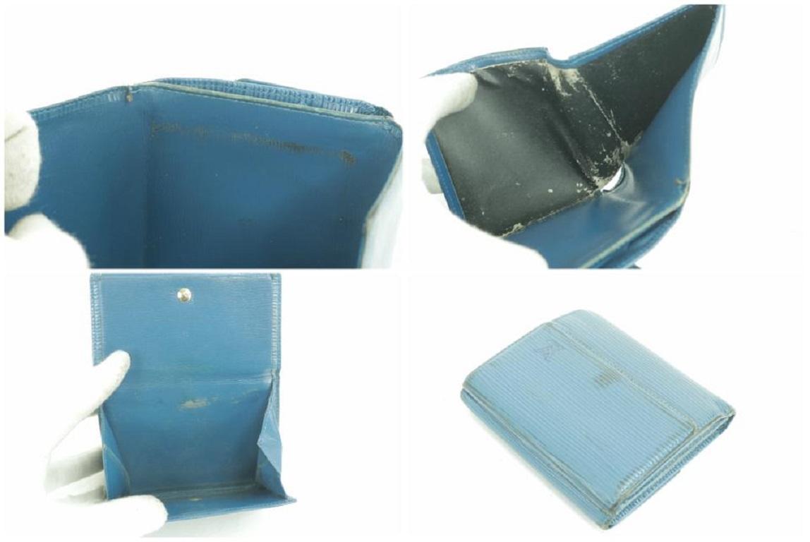 Portafoglio Louis Vuitton Blu 19lk0110 Epi Toledo Trifold Compact Elise In condizioni buone a Dix hills, NY