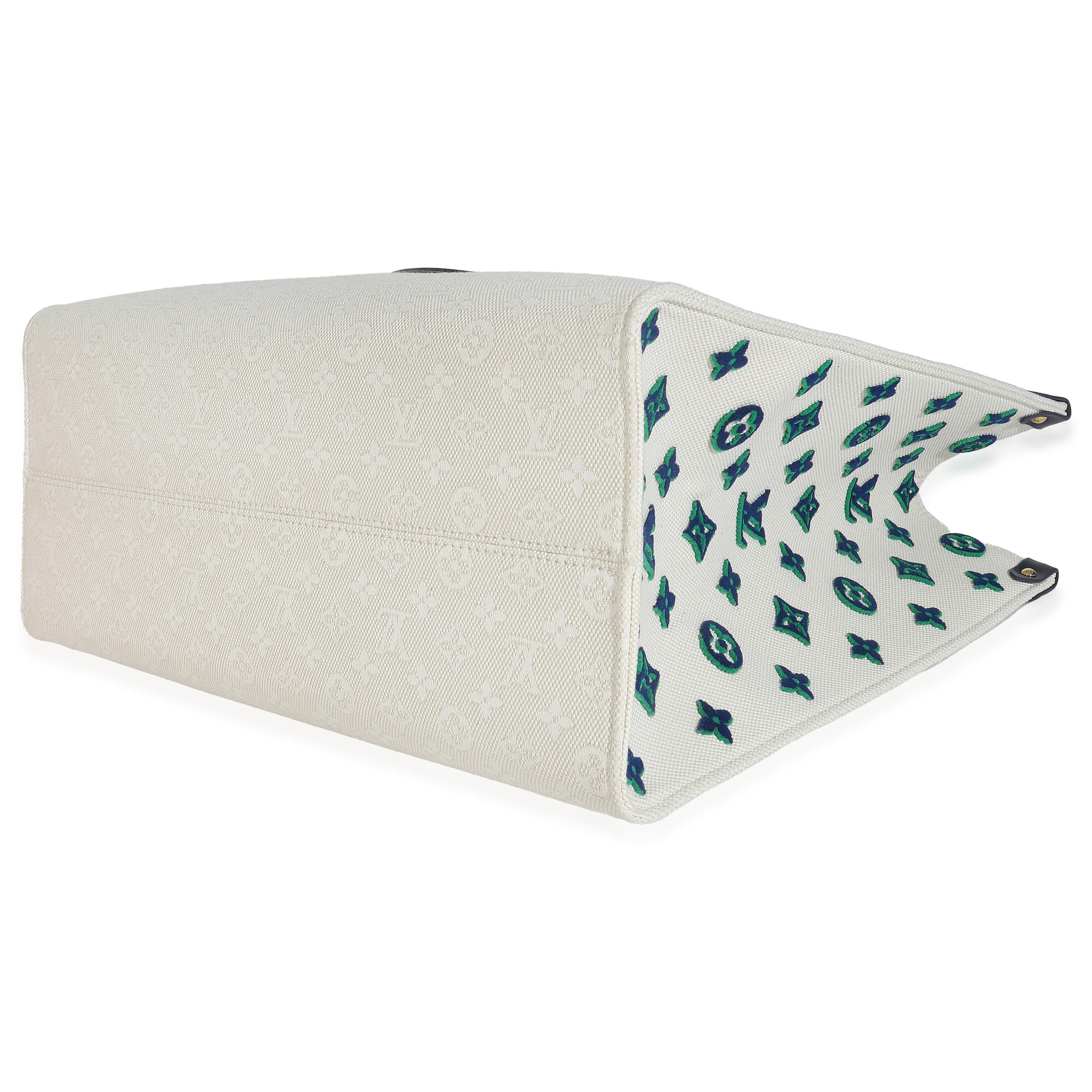 Donna Louis Vuitton Blu Beige Jacquard Ricamato Monogram Hamptons Onthego G in vendita