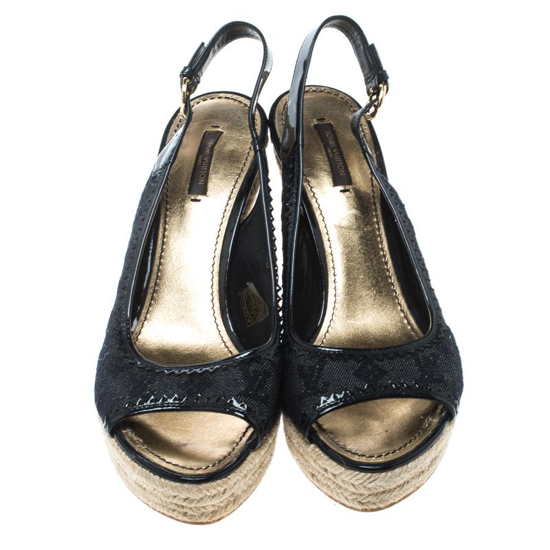Louis Vuitton Blue/Black Denim Espadrilles Wedge Slingback Sandals Size 39.5 In Good Condition In Dubai, Al Qouz 2