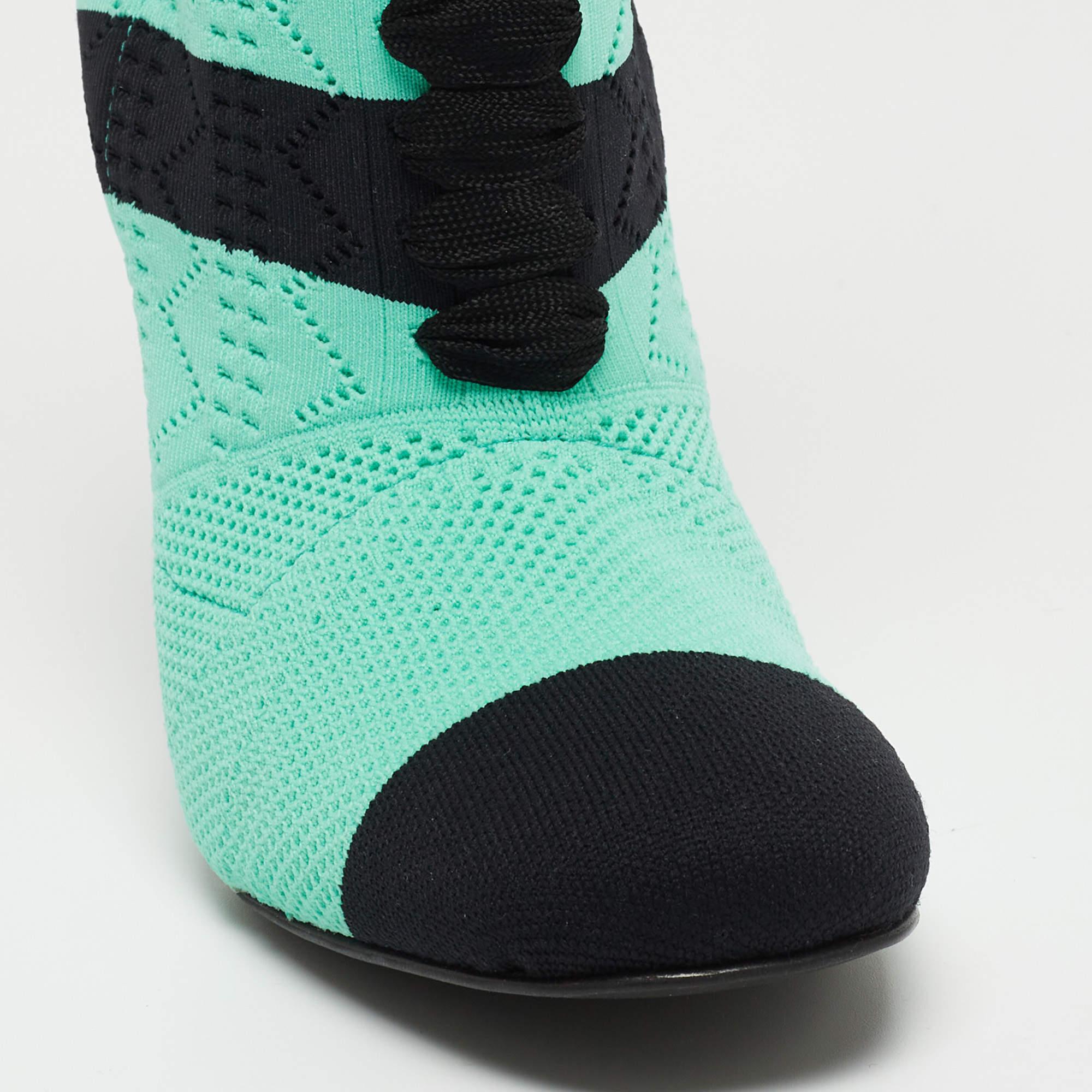 Louis Vuitton Blue/Black Knit Fabric Sock Boots Size 37 In Excellent Condition For Sale In Dubai, Al Qouz 2