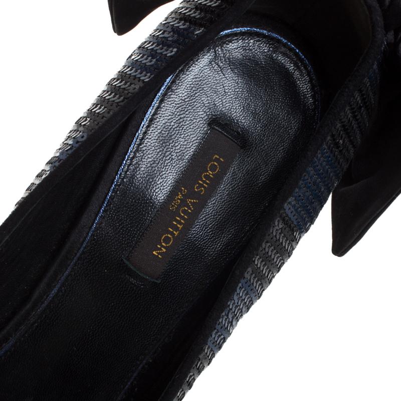 Louis Vuitton Blue/Black Sequin Peep Toe Platform Pumps Size 39 For Sale 2