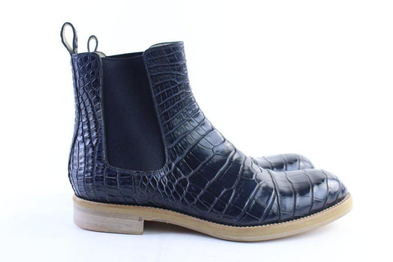 Louis Vuitton Blue Chelsea Alligator 22lr0701 Boots/Booties For Sale at  1stDibs  louis vuitton alligator shoes, louis vuitton chelsea boots women's,  lv chelsea boots