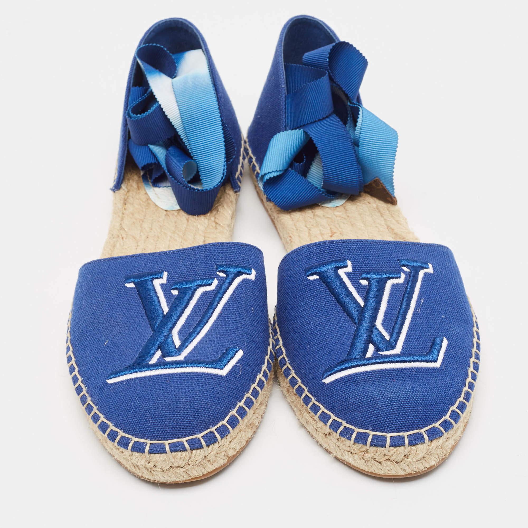 Louis Vuitton Blue Denim Espadrille Flats Size 38 In Good Condition For Sale In Dubai, Al Qouz 2