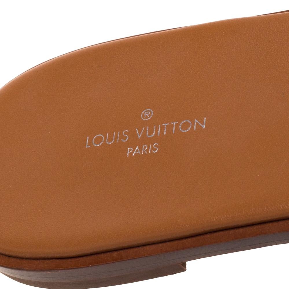 Louis Vuitton Blue Denim Fabric Lock It Flat Slides Size 37.5 In Good Condition In Dubai, Al Qouz 2
