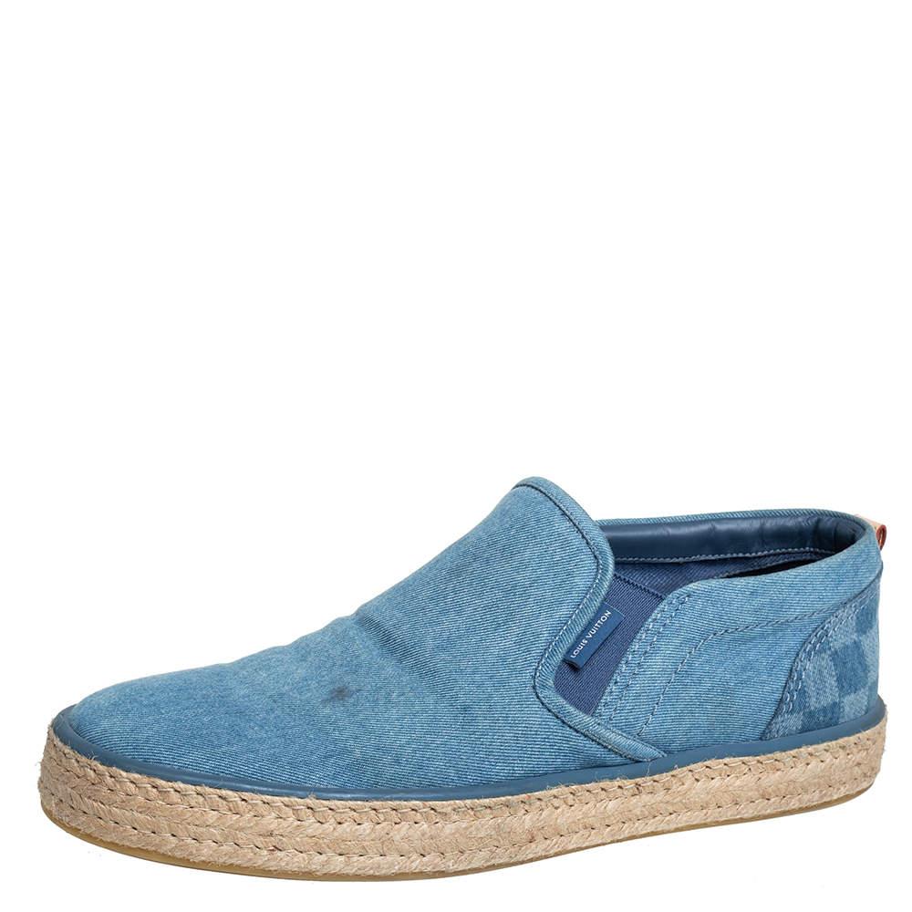 Flaunt your love for fashion when you wear these sneakers from Louis Vuitton. These espadrille sneakers will lend an elegant and poised look. They have been crafted from blue denim and feature round toes and the signature Damier pattern detailed on