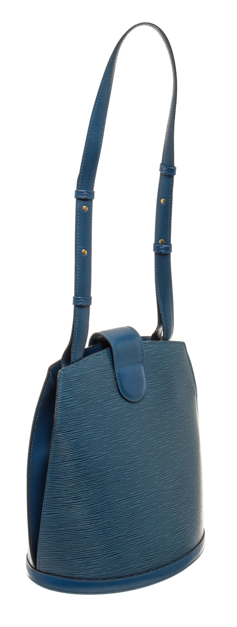 Louis Vuitton Blue Epi Cluny In Good Condition In Irvine, CA