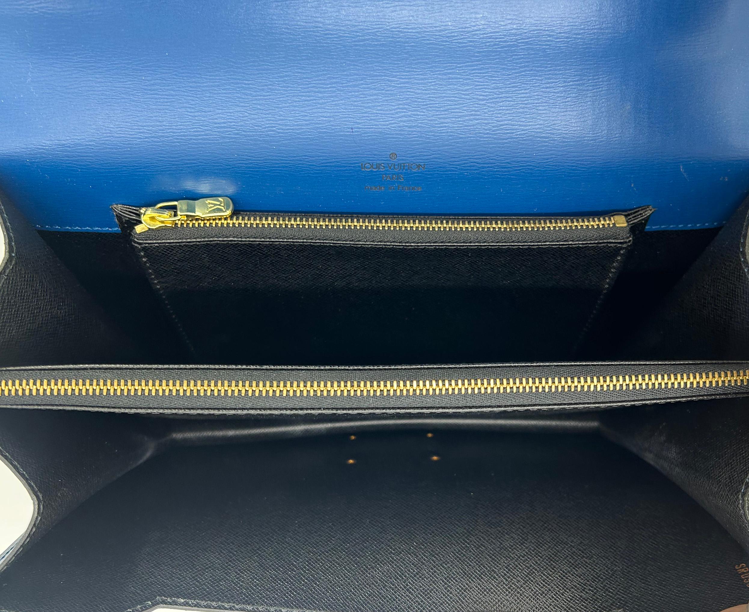 Sac Louis Vuitton Epi Condorde bleu en vente 6