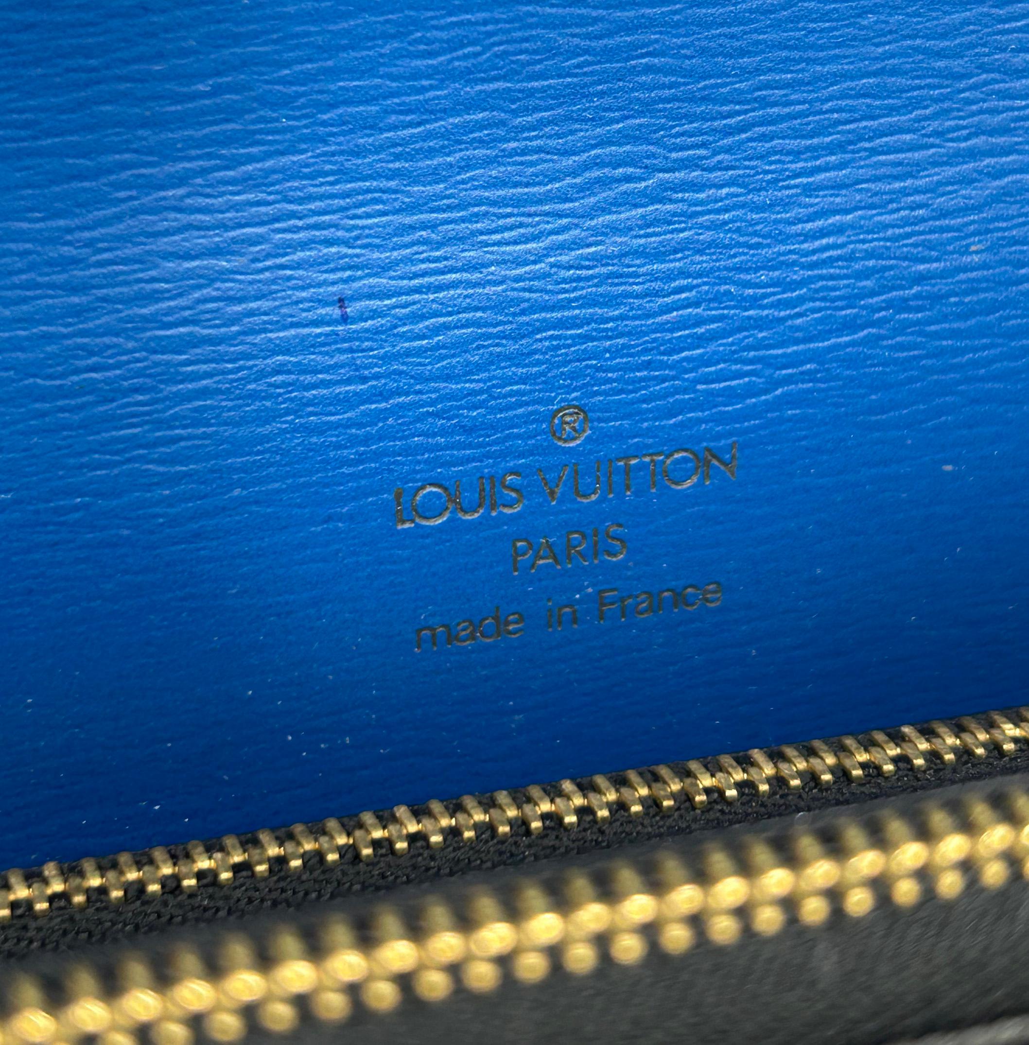 Sac Louis Vuitton Epi Condorde bleu en vente 7