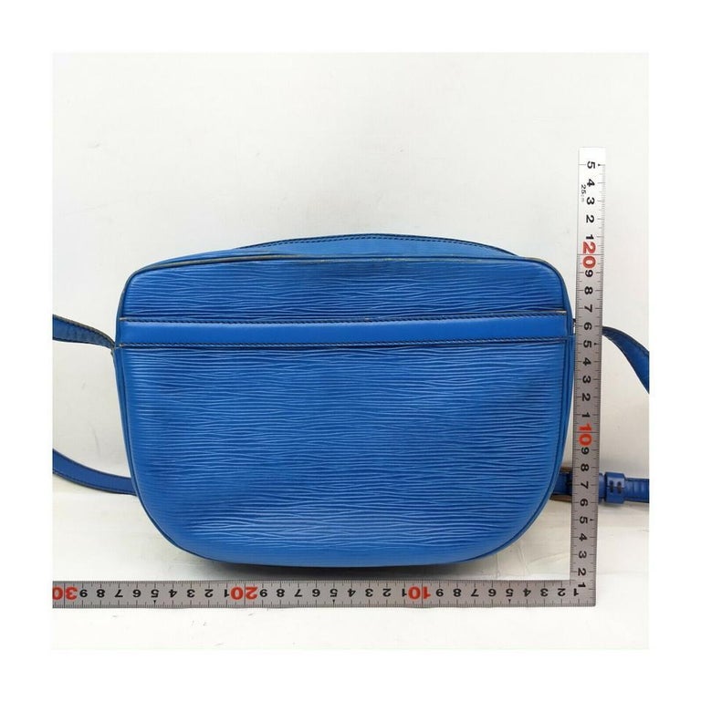 Louis Vuitton Blue Epi Briefcase Crossbody (CA4138) – Luxury Leather Guys