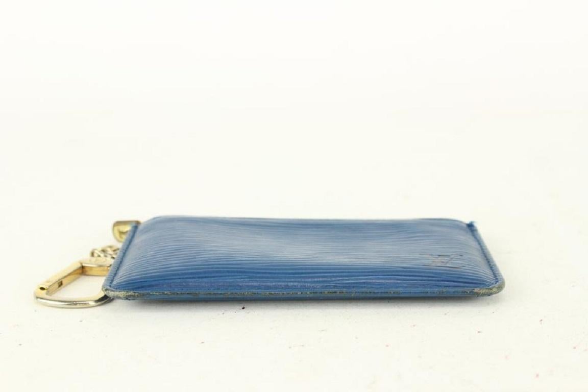 Louis Vuitton Blue Epi Leather Key Pouch Pochette Cles Keychain 130lv729 In Good Condition In Dix hills, NY