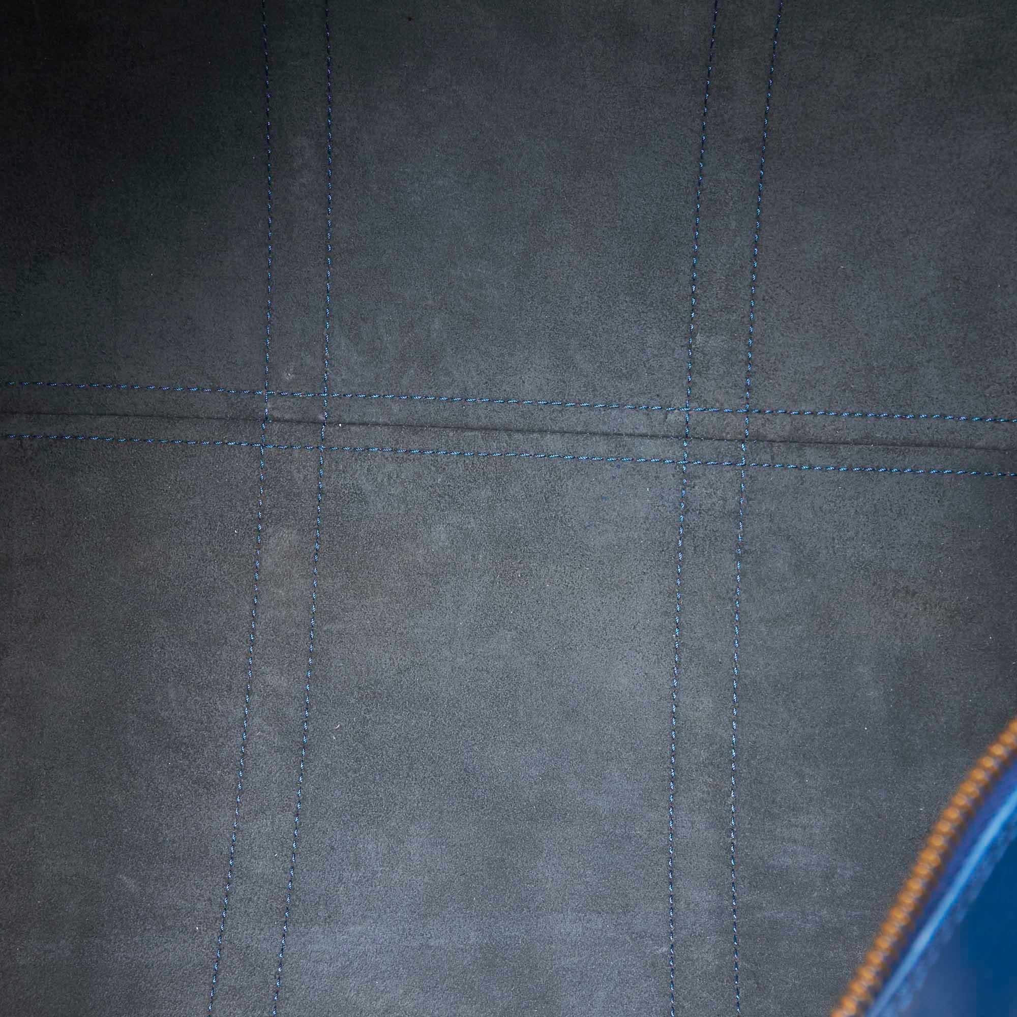 Women's Louis Vuitton Blue Epi Leather Leather Epi Keepall 55 France w/ Dust Bag For Sale