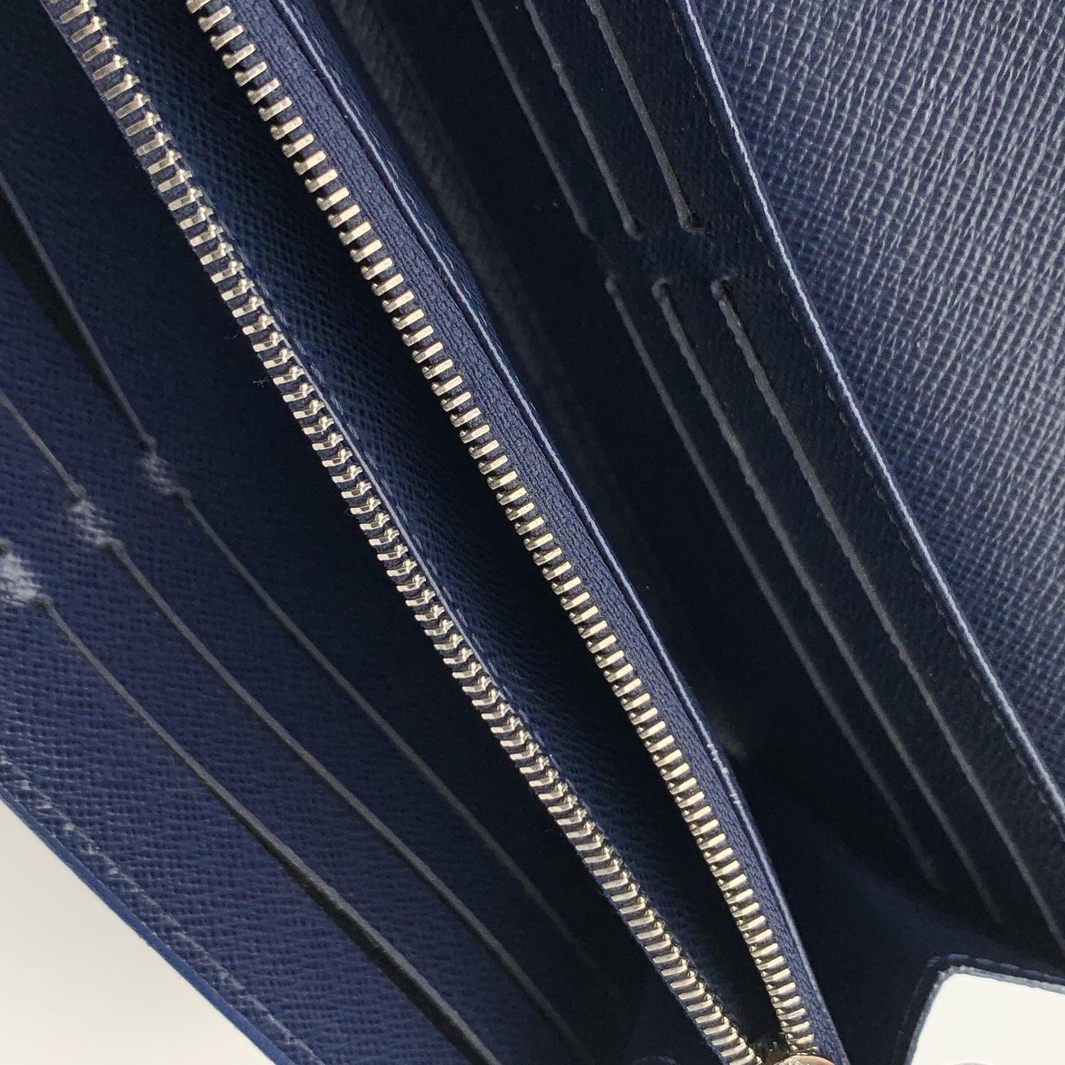 Louis Vuitton Blaues Epi Leder Langes Kontinentales Sarah Portemonnaie im Angebot 1