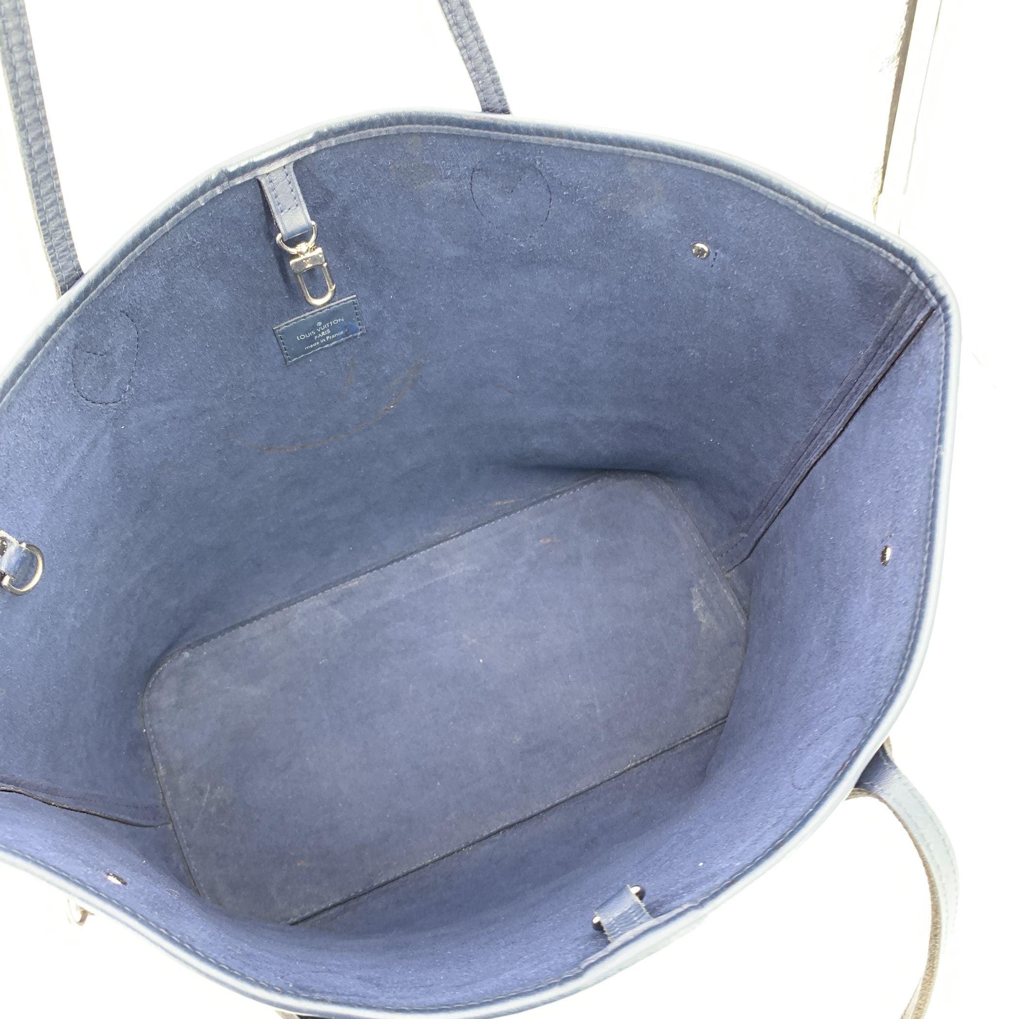 Louis Vuitton Blue Epi Leather Neverfull MM Tote Bag For Sale 1
