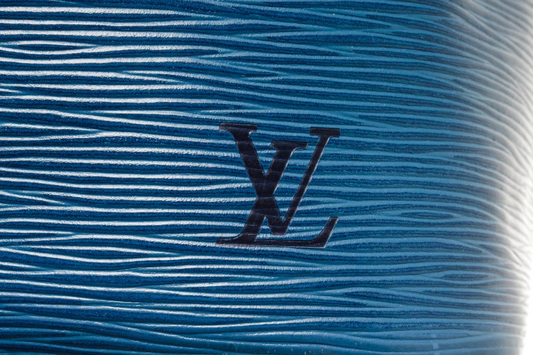 Louis Vuitton Blue Epi Leather Noe PM 5