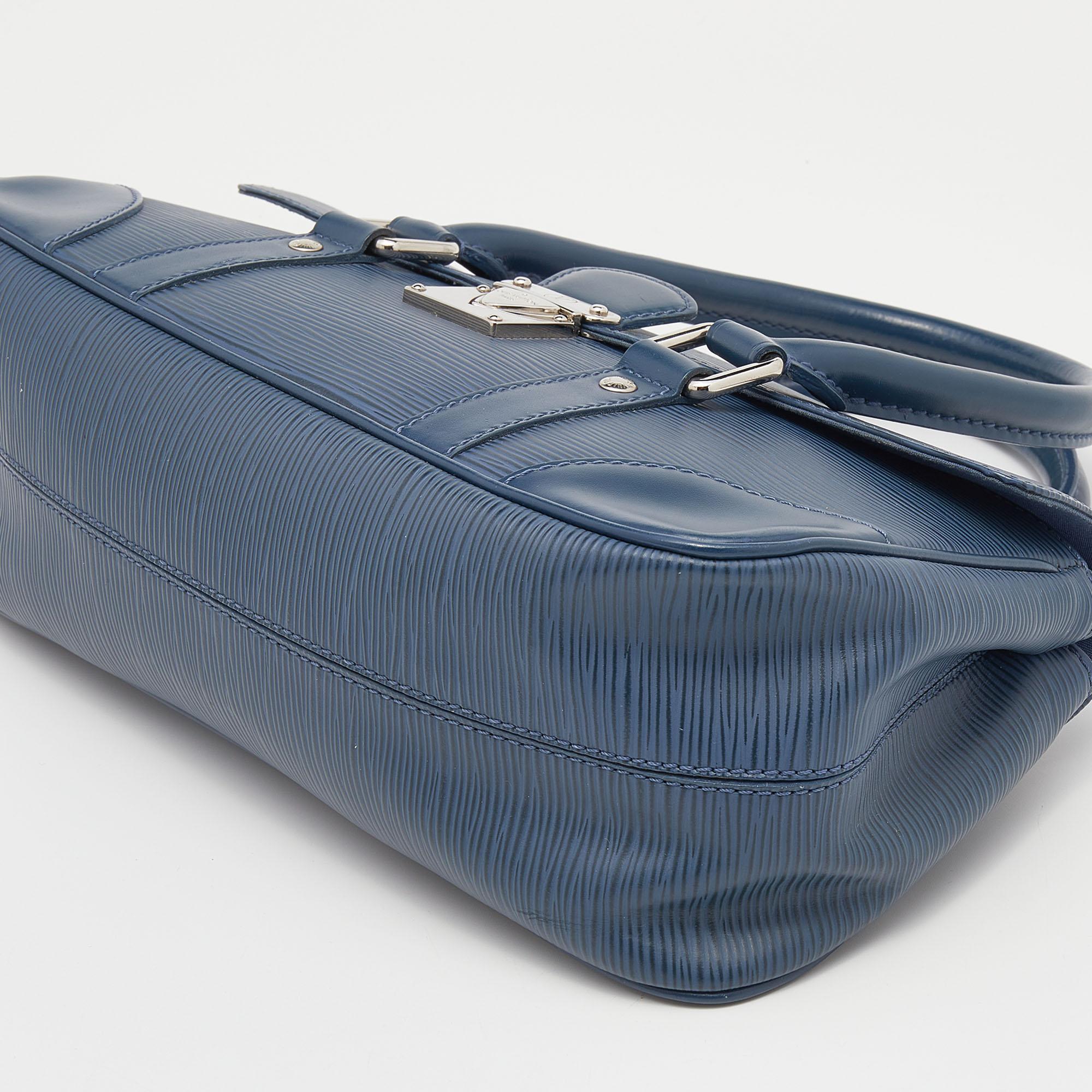 Louis Vuitton Blue Epi Leather Pochette Segur Bag 6