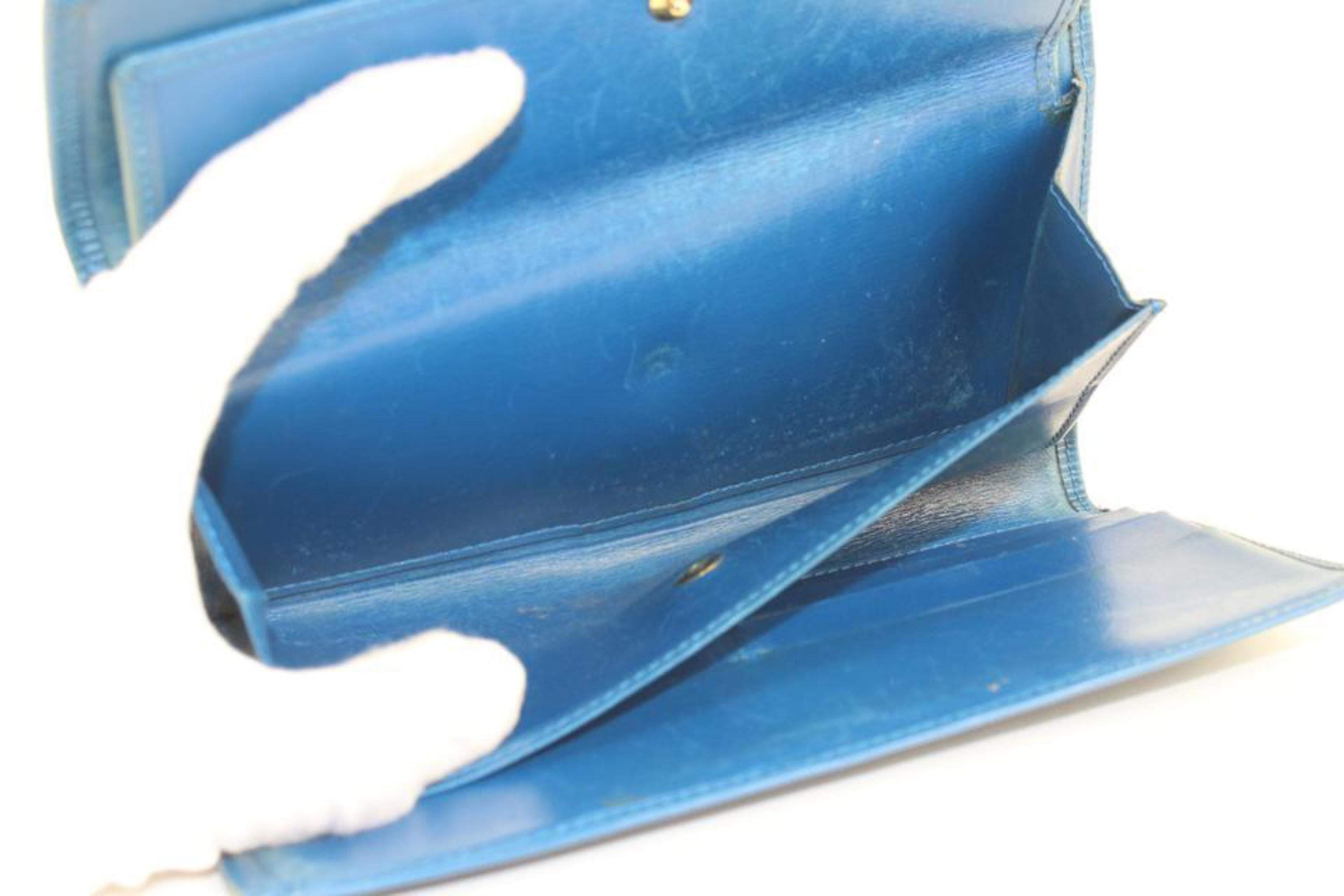 Louis Vuitton Blue Epi Leather Porte Tresor Sarah Wallet 2lv1029 In Fair Condition In Dix hills, NY