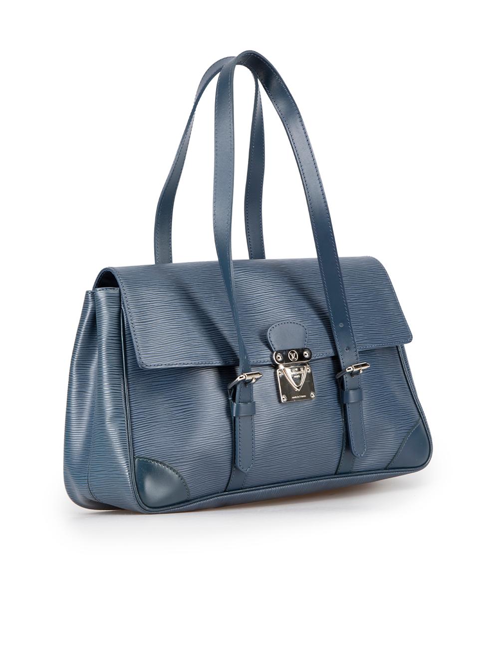CONDITION is Very good. Minimal wear to bag is evident. Minimal wear to the top of the bag with light scratches and the front-right base corner has a small abrasion to the leather on this used Louis Vuitton designer resale item. This item comes with