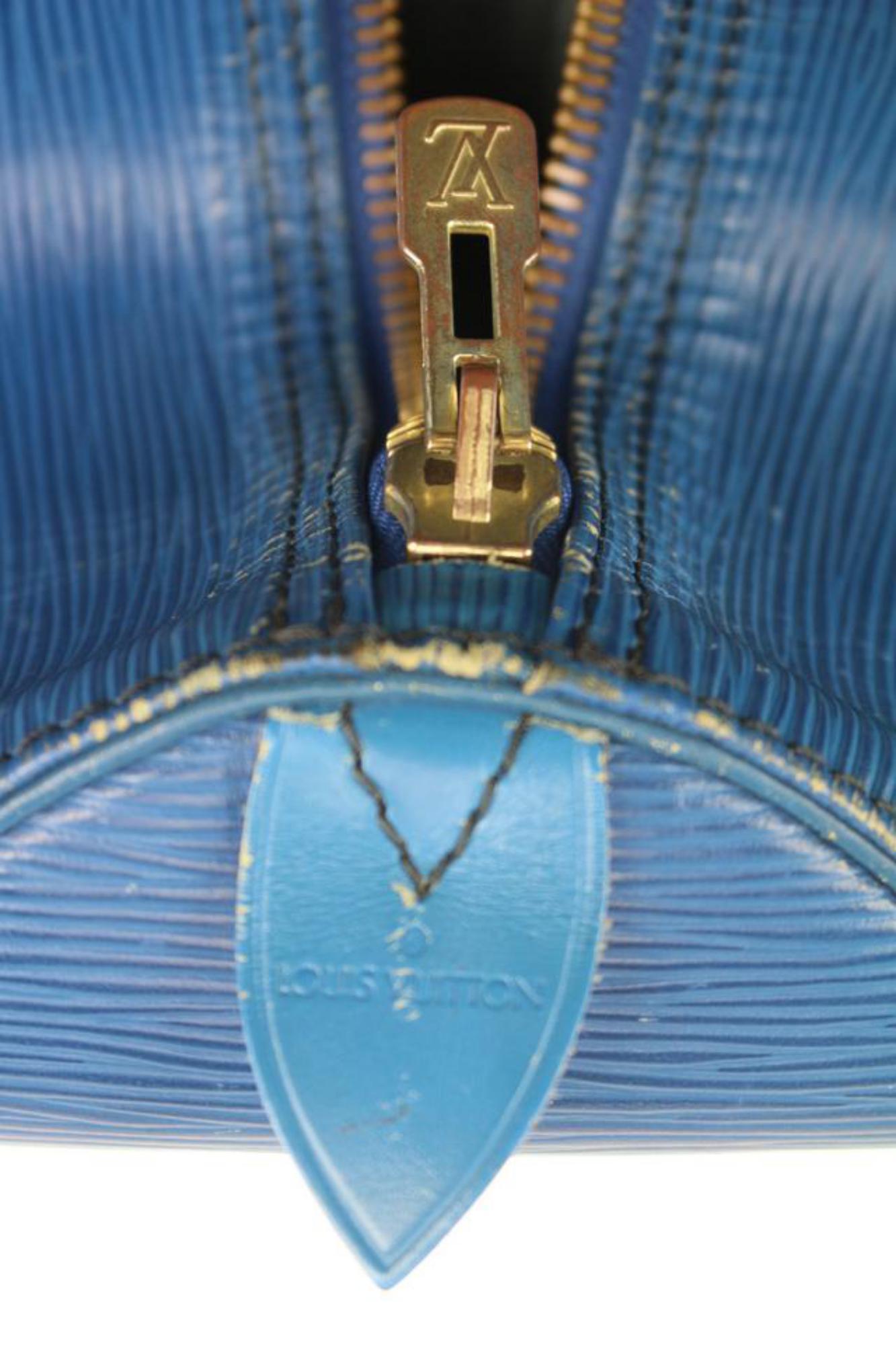 Louis Vuitton Sac Keepall Toledo 45 Boston Duffle Bag en cuir épi bleu 22LV106 en vente 5