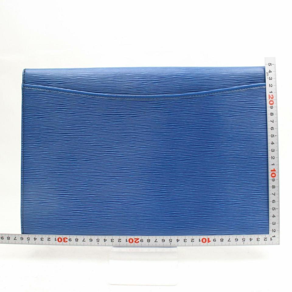Louis Vuitton Blue Epi Leather Toledo Lena Fold Over Clutch 855841 In Good Condition In Dix hills, NY