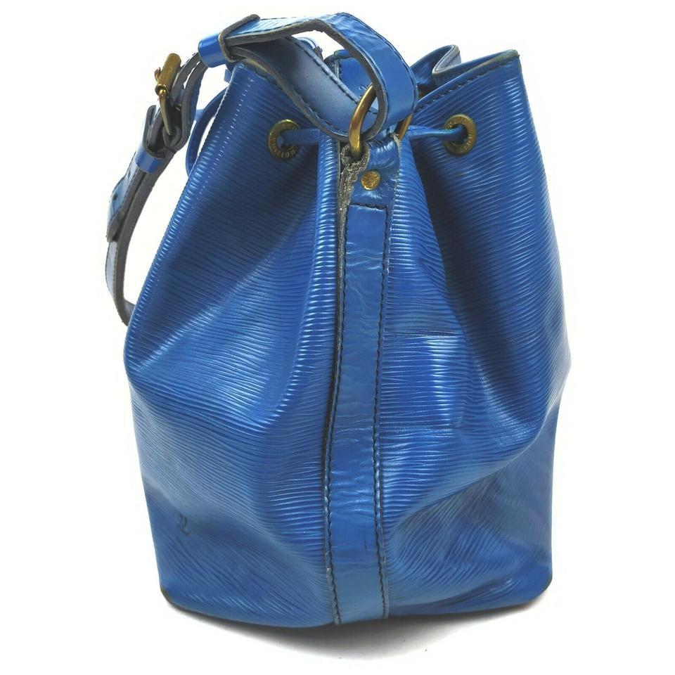 Louis Vuitton Blue Epi Leather Toledo Noe Petit Drawstring Hobo Bag 863028 2