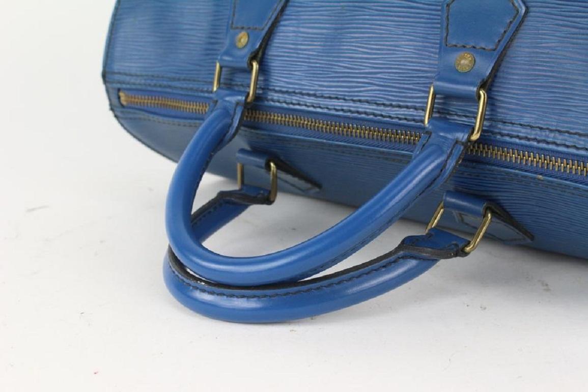 Louis Vuitton Blue Epi Leather Toledo Speedy 30 Boston Bag MM 917lv16 In Good Condition For Sale In Dix hills, NY