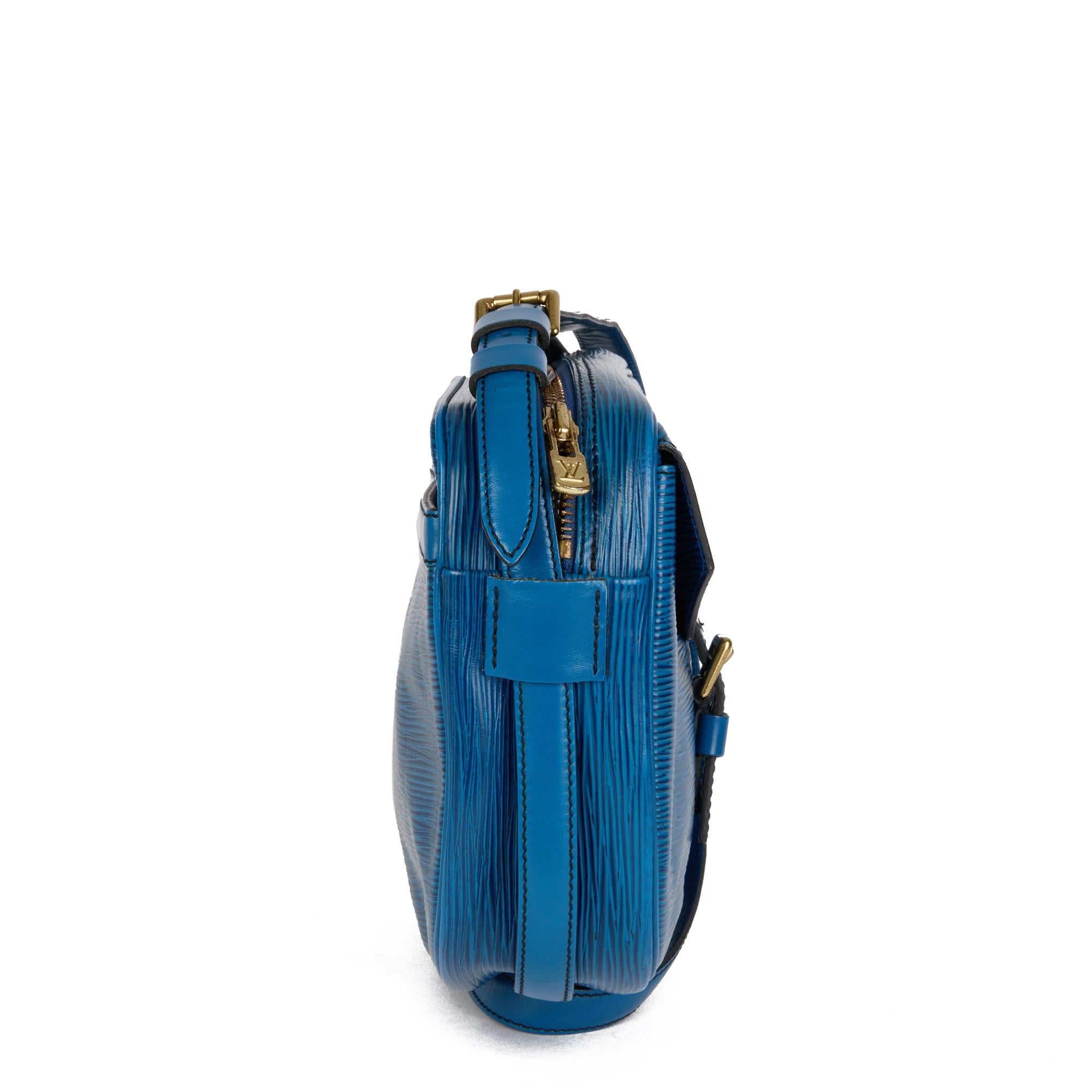 jeune fille louis vuitton