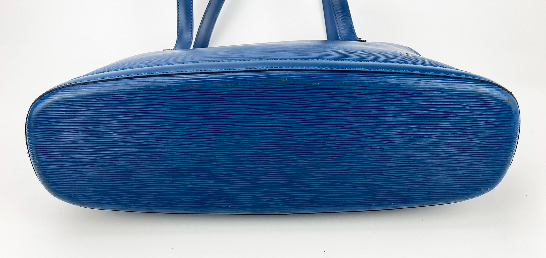 Blau Epi Lussac Tote Pochette Brieftasche und Schmuckbeutel von Louis Vuitton im Angebot 8