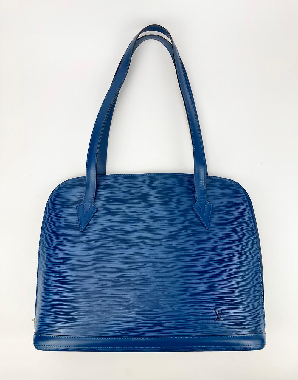 Louis Vuitton Bleu Epi Lussac Tote Pochette Portefeuille et Pochette à bijoux en vente 5