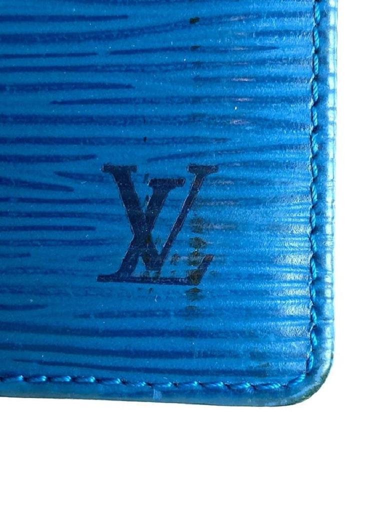 Women's Louis Vuitton Blue Epi Toledo Card Case Holder 15lva615 Wallet For Sale