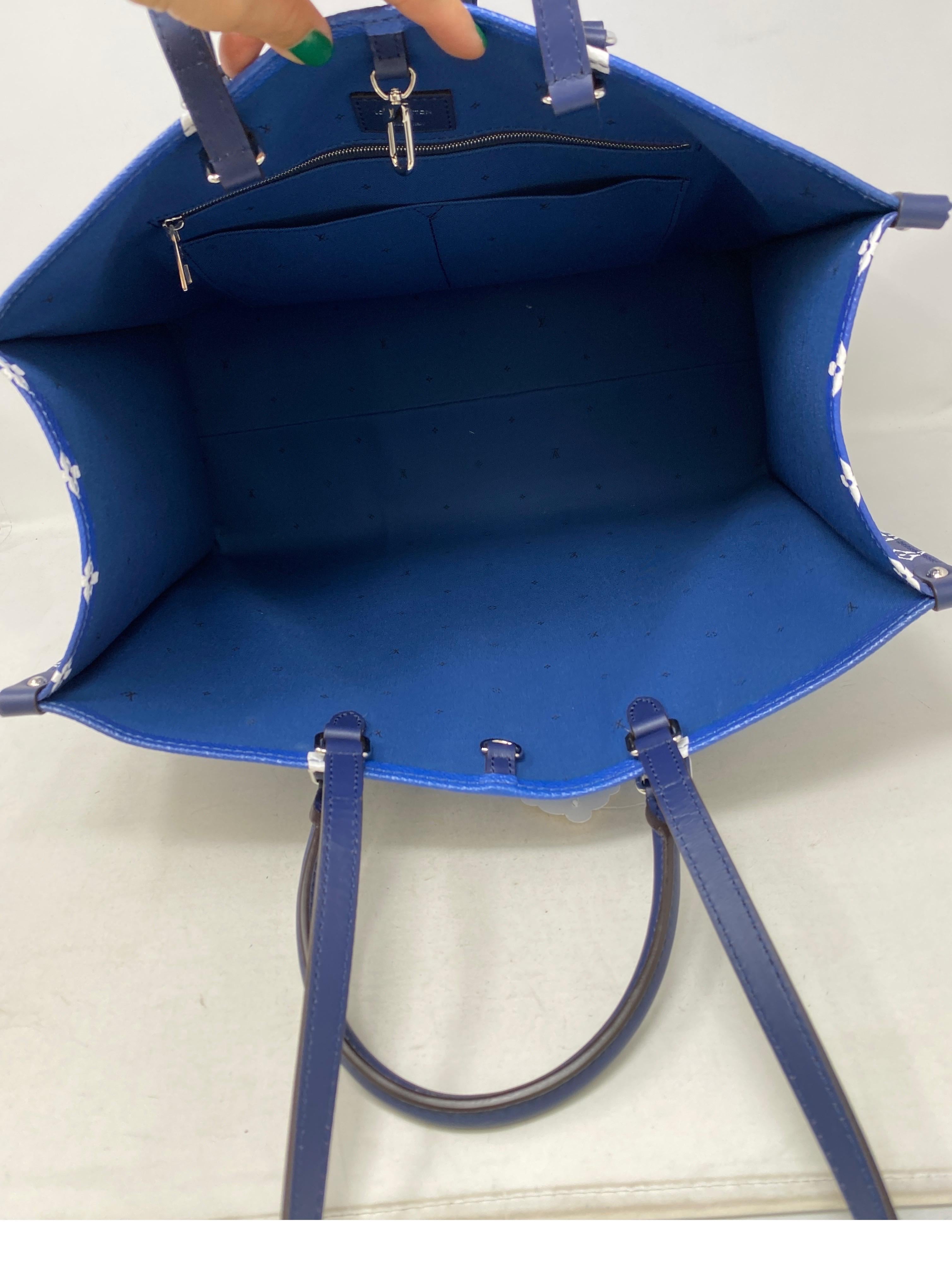 Blaue Escale On The Go Tasche von Louis Vuitton 5