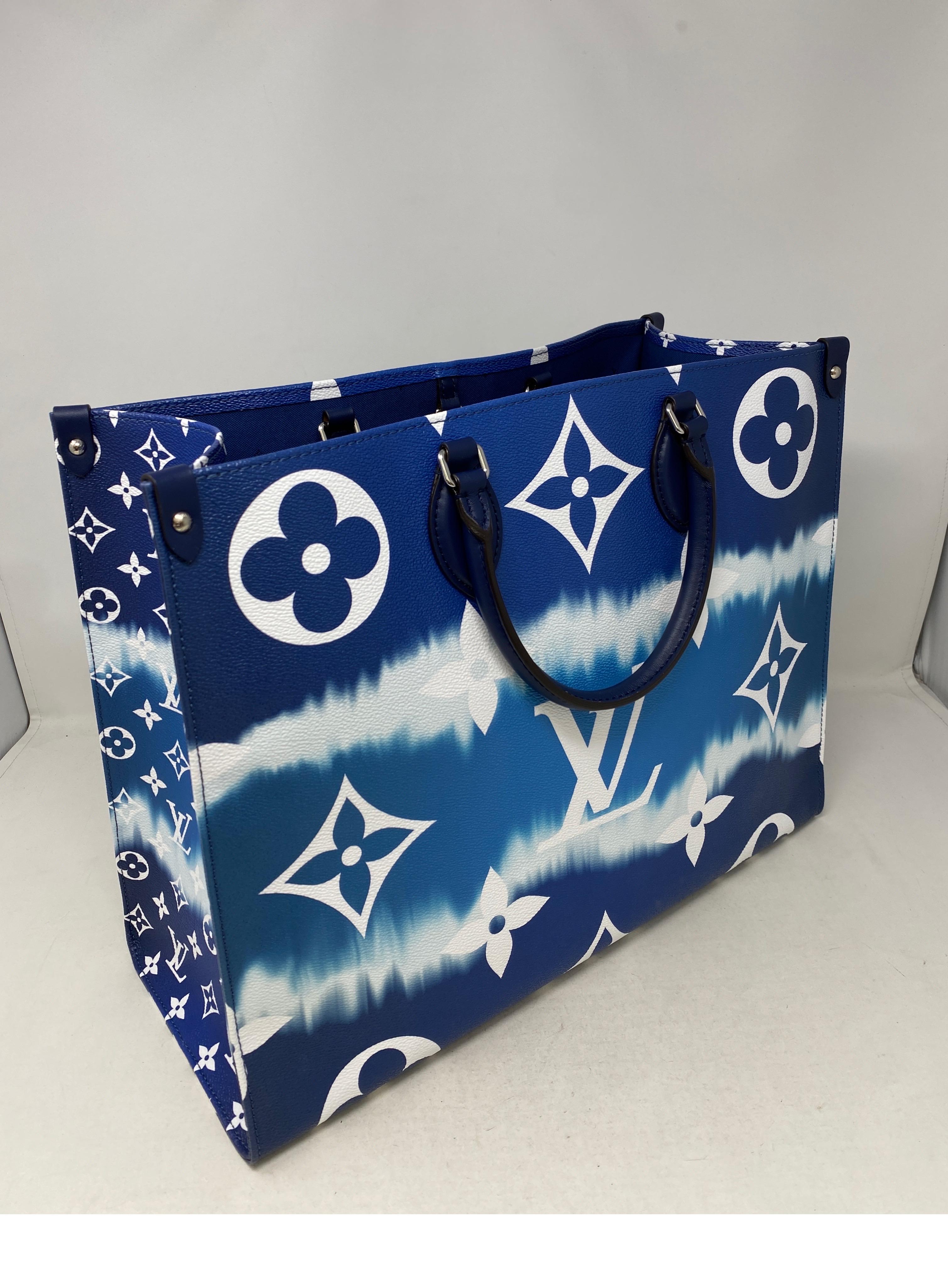 Blaue Escale On The Go Tasche von Louis Vuitton 11