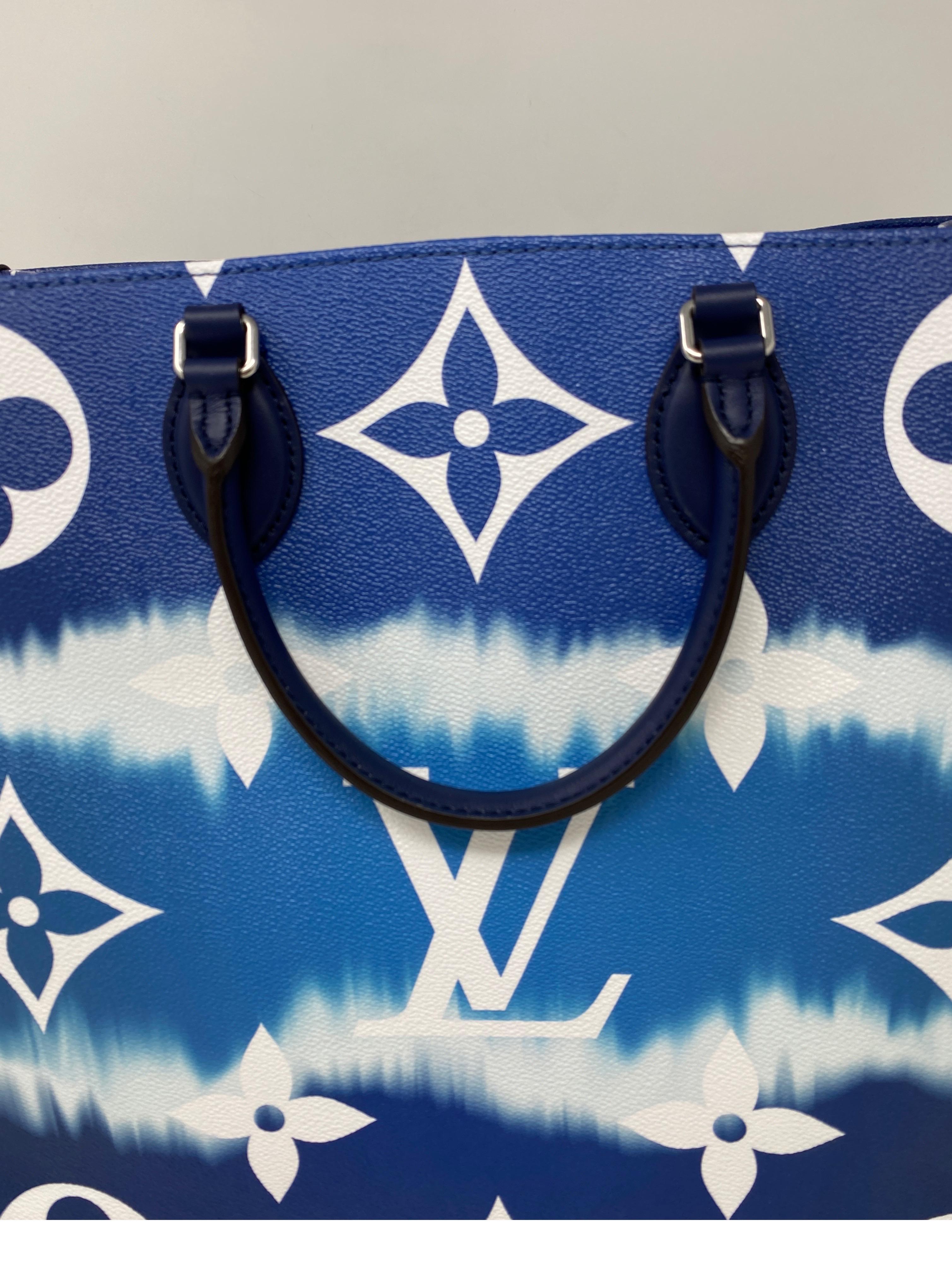 Blaue Escale On The Go Tasche von Louis Vuitton für Damen oder Herren