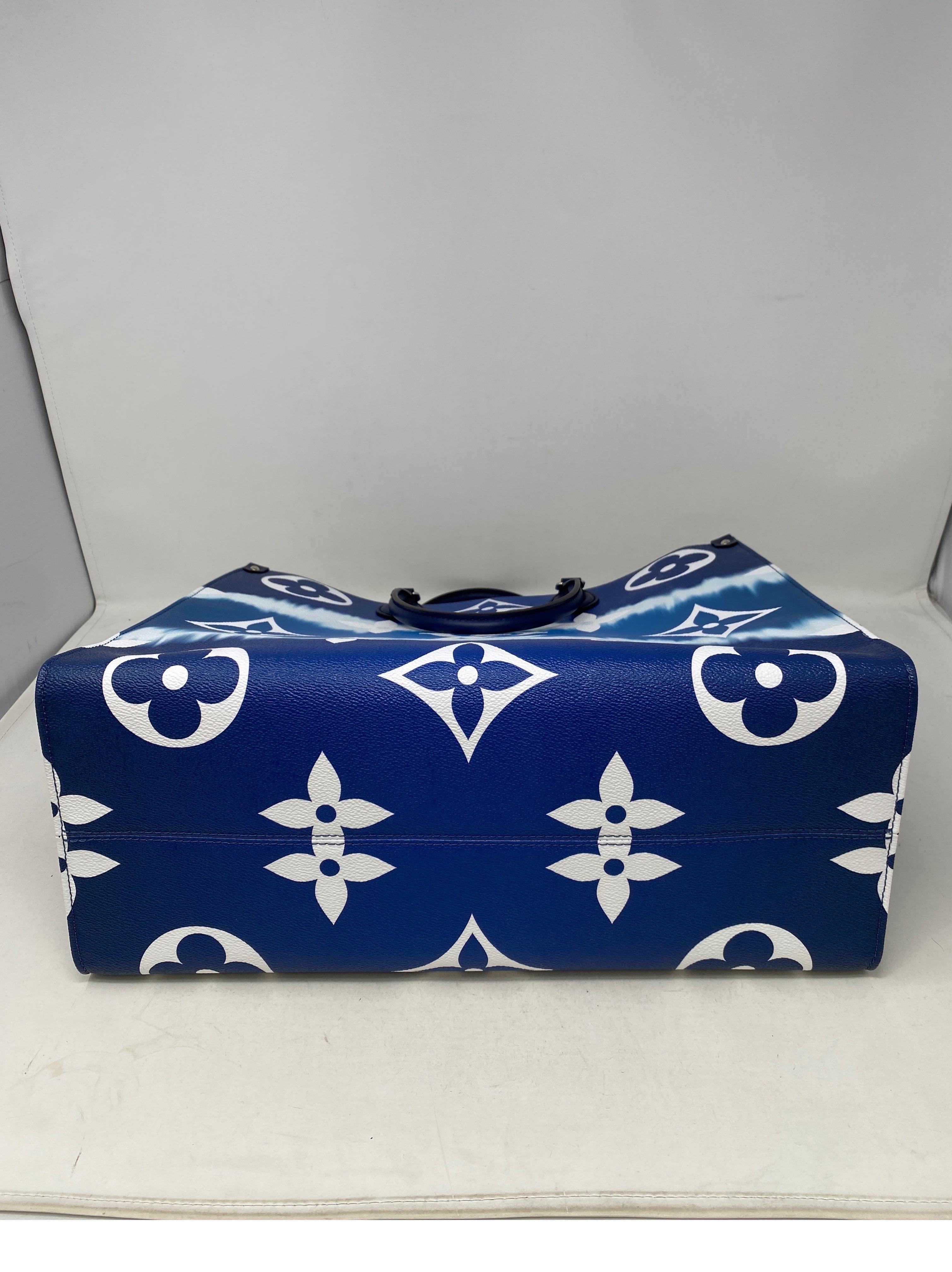 Blaue Escale On The Go Tasche von Louis Vuitton 1
