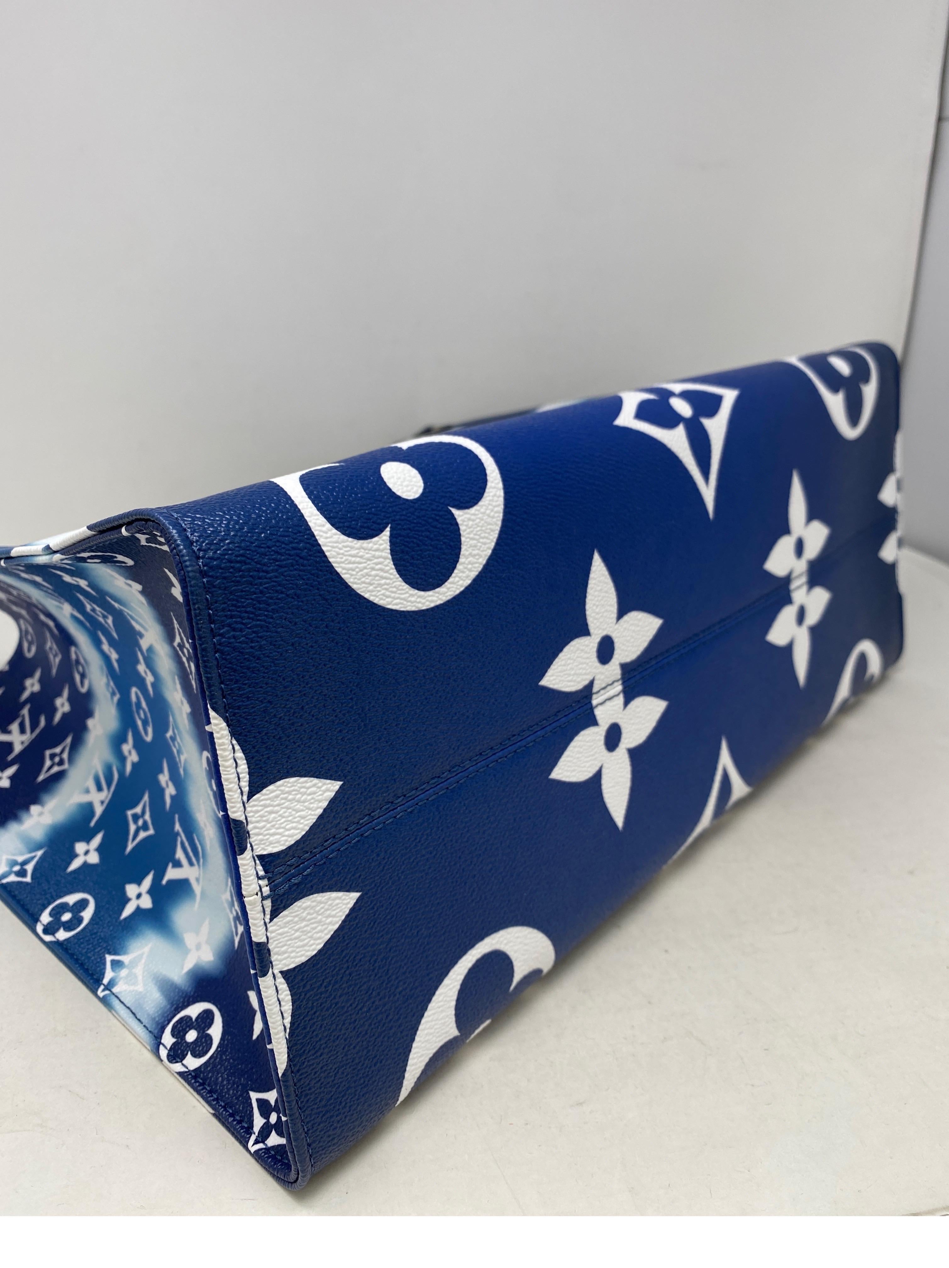 Blaue Escale On The Go Tasche von Louis Vuitton 3