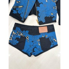 Completo in denim blu con stampa floreale e leopardata di Louis Vuitton, taglia 34