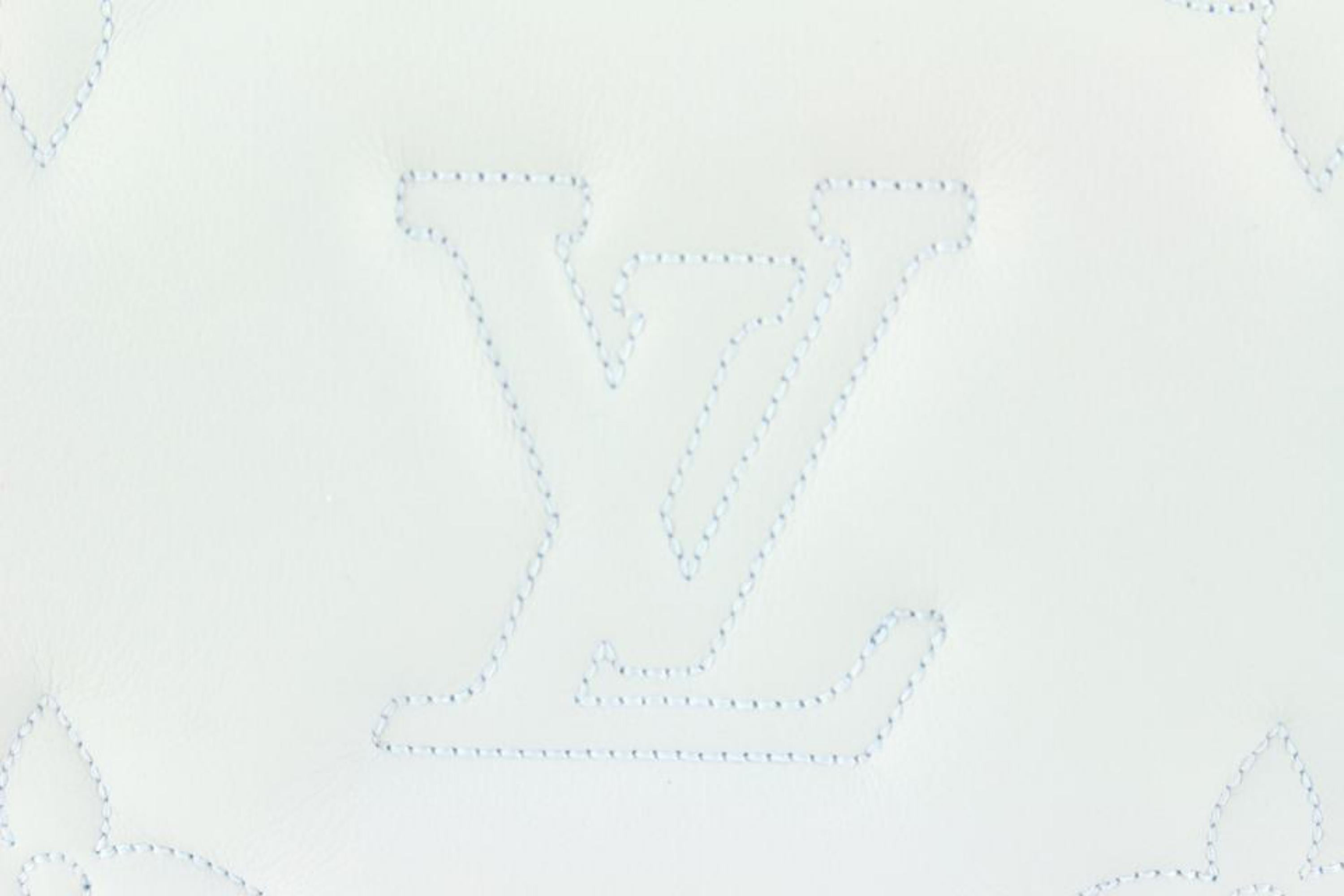 Louis Vuitton - Sac à bandoulière en veau bleu glacier bleu « Bubblegram Over the Moon » avec monogramme 89lk817 Neuf - En vente à Dix hills, NY