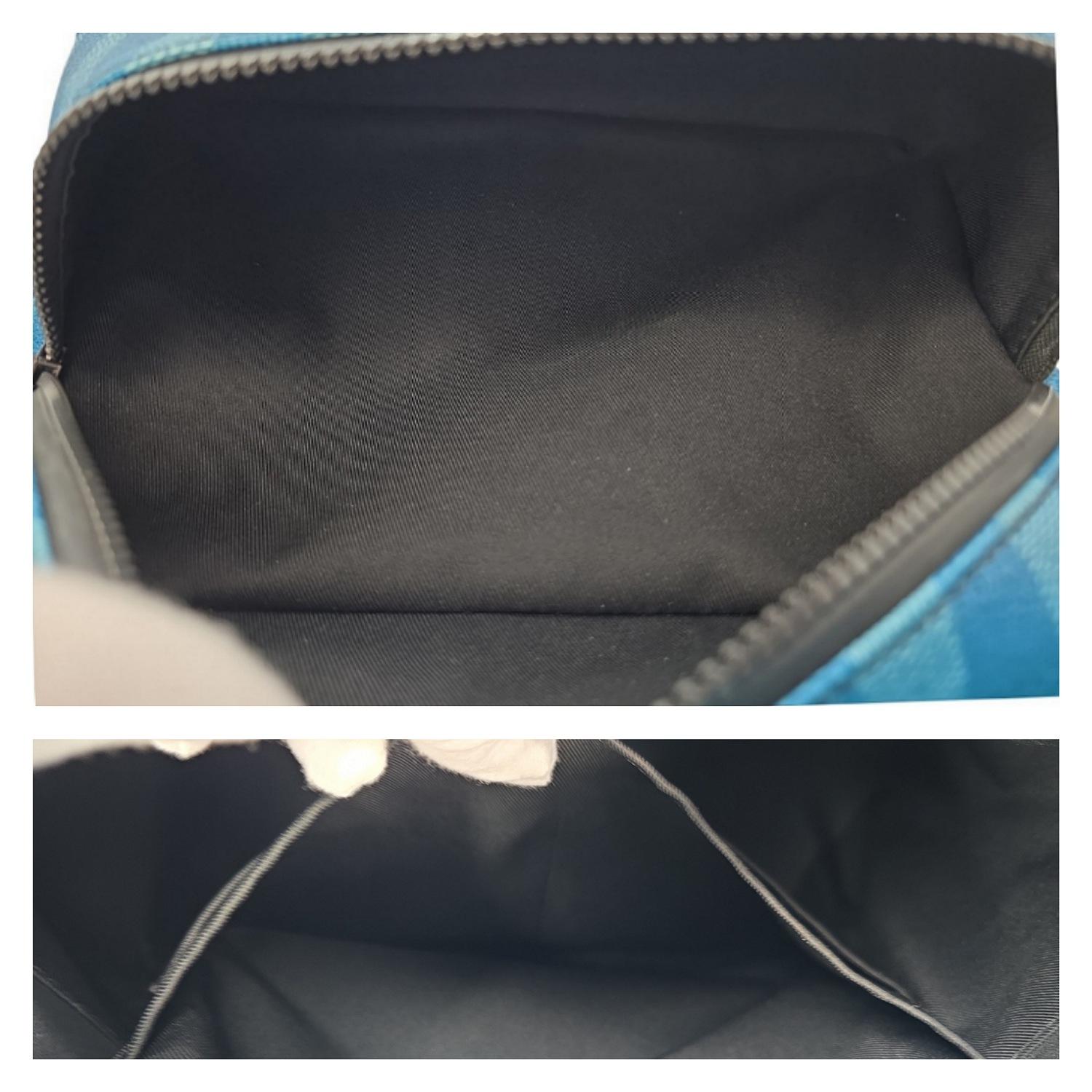 Louis Vuitton Blue Gradient Damier Stripes Discovery Backpack For Sale 3