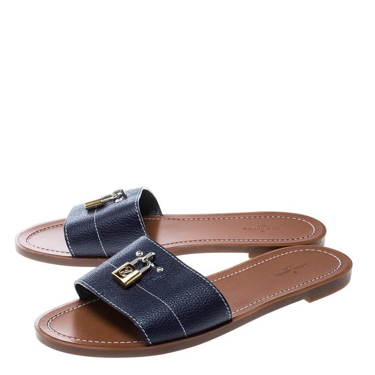 Louis Vuitton Blue Grained Leather Lock It Flat Slides Size 39 For Sale at 1stdibs
