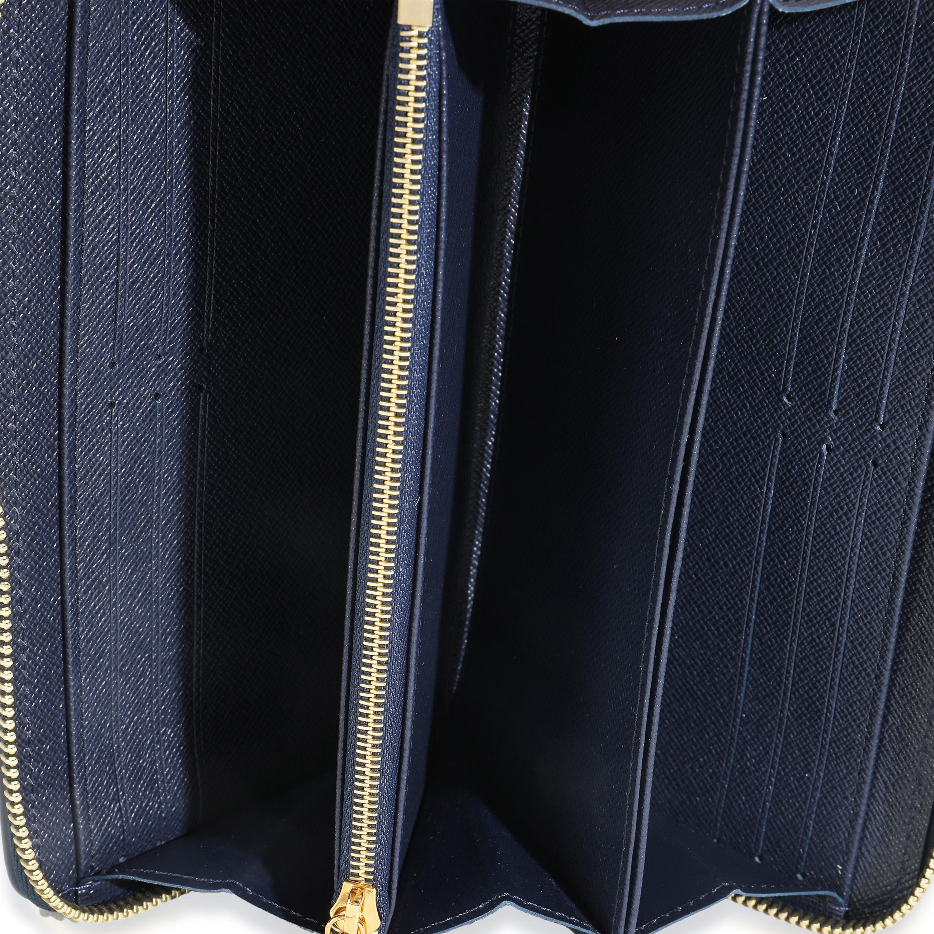 Louis Vuitton Blau Hologramm Monogram Zippy Geldbörse im Angebot 1