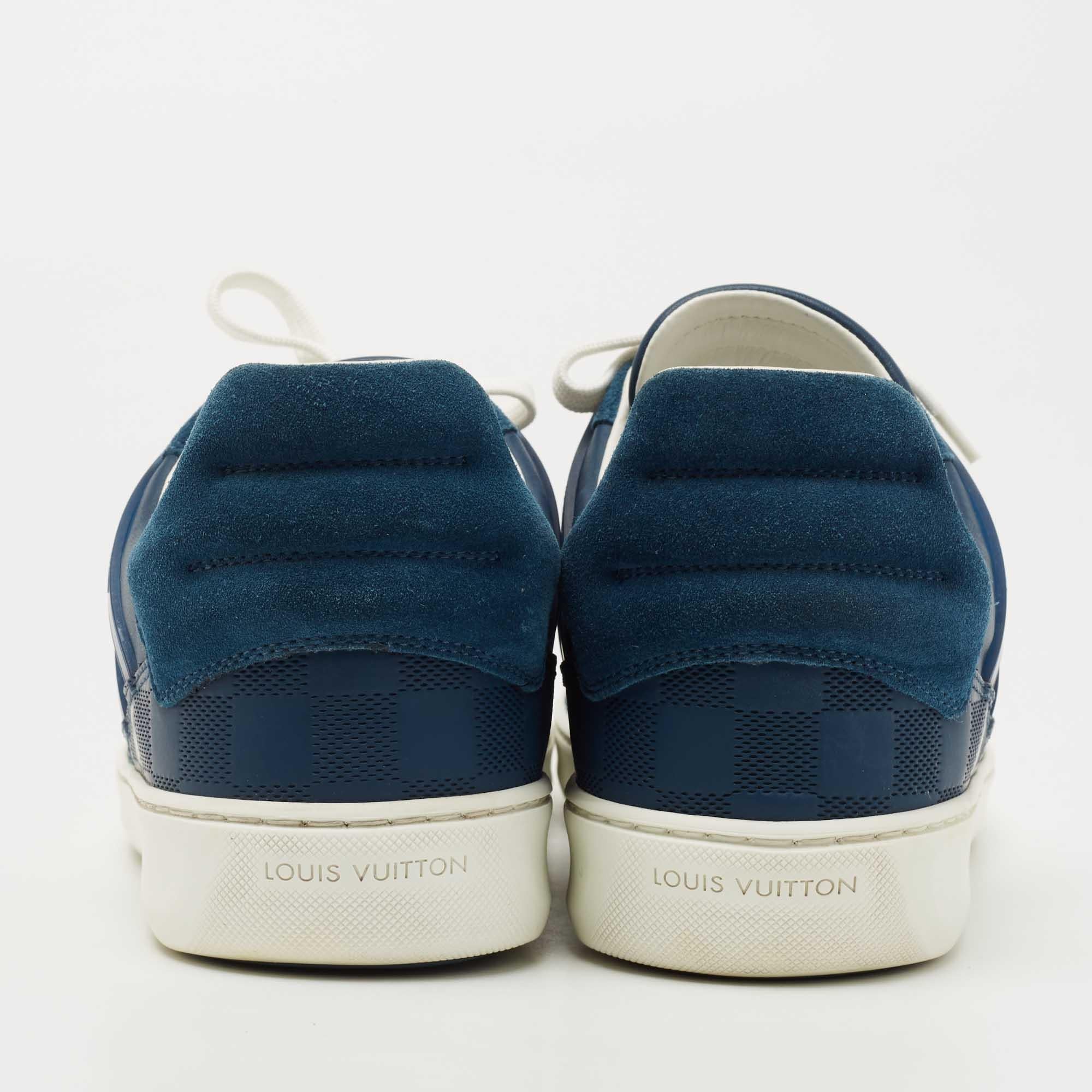 Louis Vuitton Blue Leather and Suede Low Top Sneakers Size 40.5 For Sale 1