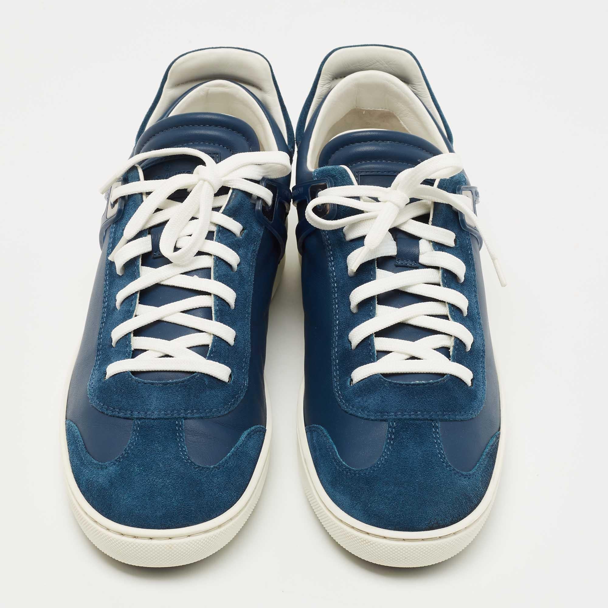 Louis Vuitton Blue Leather and Suede Low Top Sneakers Size 40.5 For Sale 2