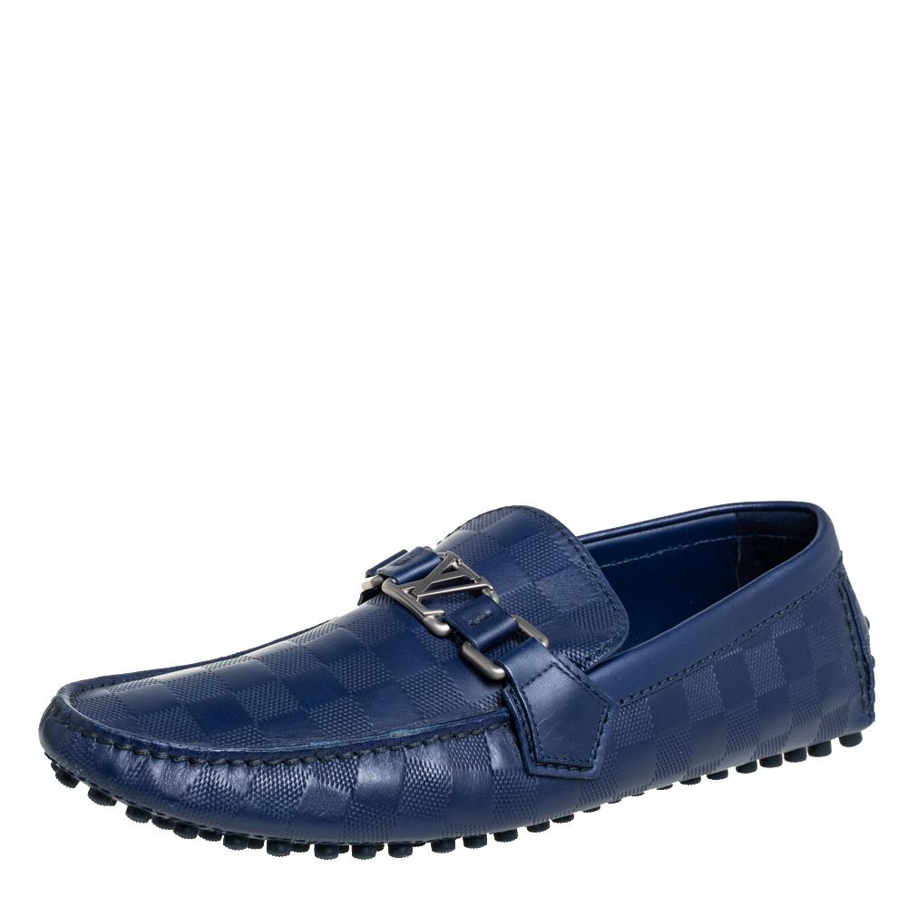 Loafers like these ones from Louis Vuitton are worth every penny because they epitomize both comfort and style. Crafted from blue Damier Infini leather, they carry neat stitch detailing and the signature LV on the uppers. Complete with leather