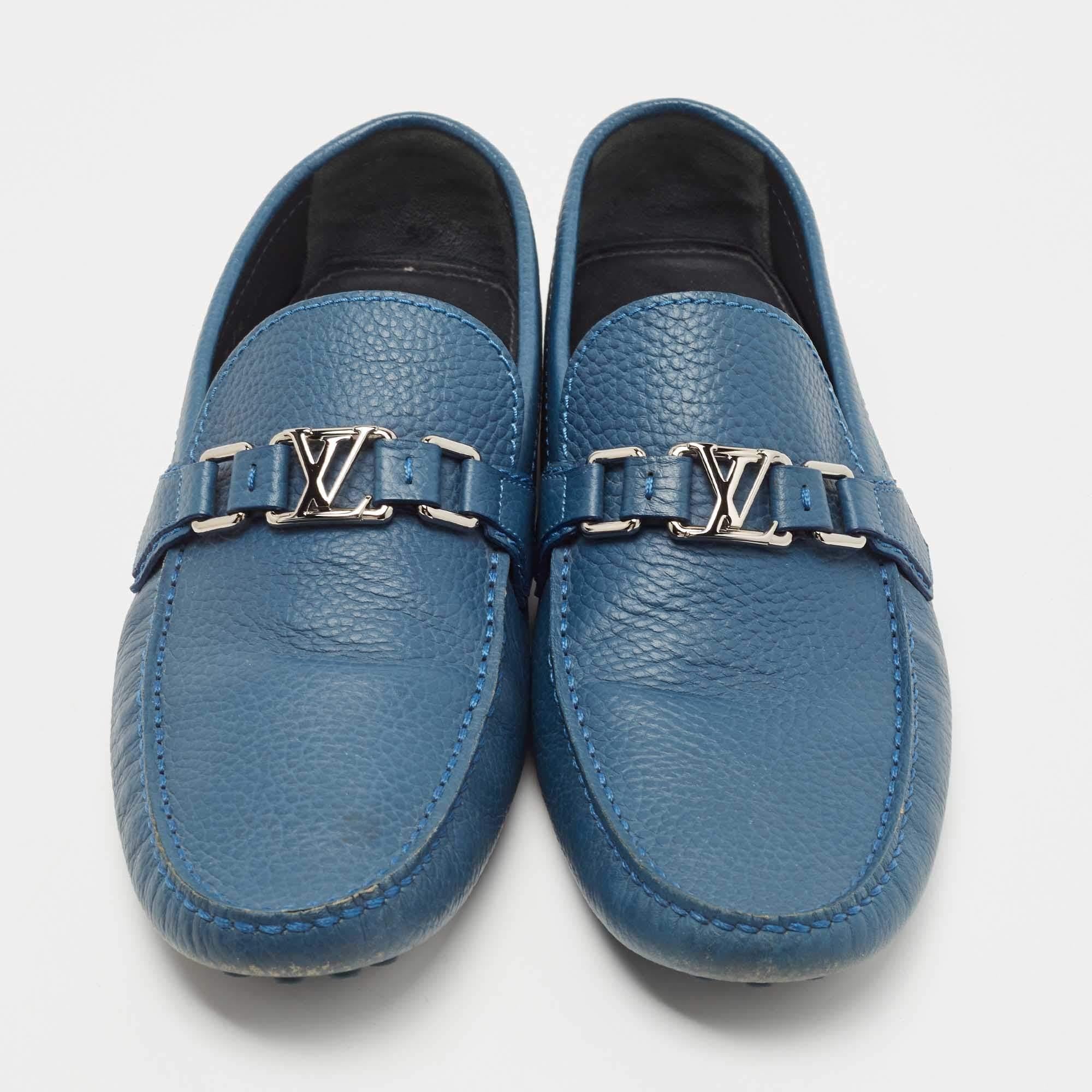 Practical, fashionable, and durable—these designer loafers are carefully built to be fine companions to your everyday style. They come made using the best materials to be a prized buy.

Includes: Brand Dustbag
