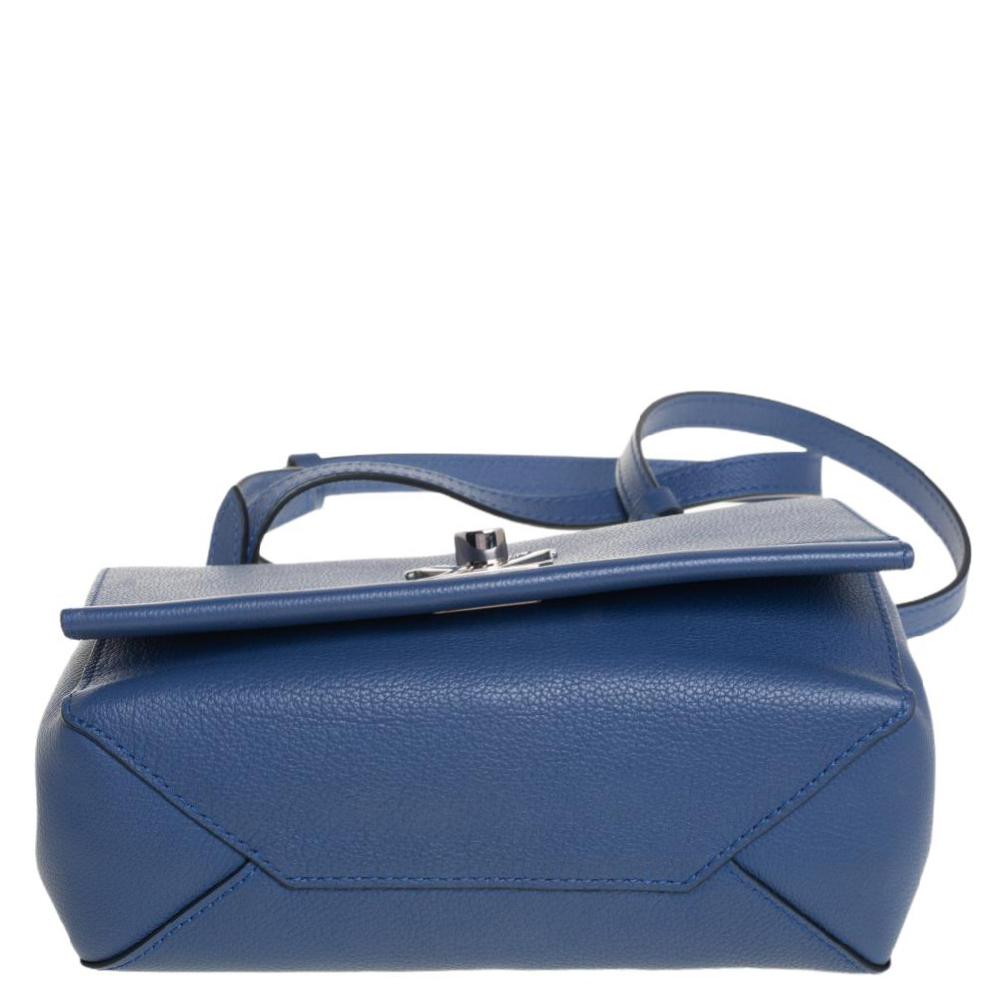 Women's Louis Vuitton Blue Leather Lockme II BB Bag