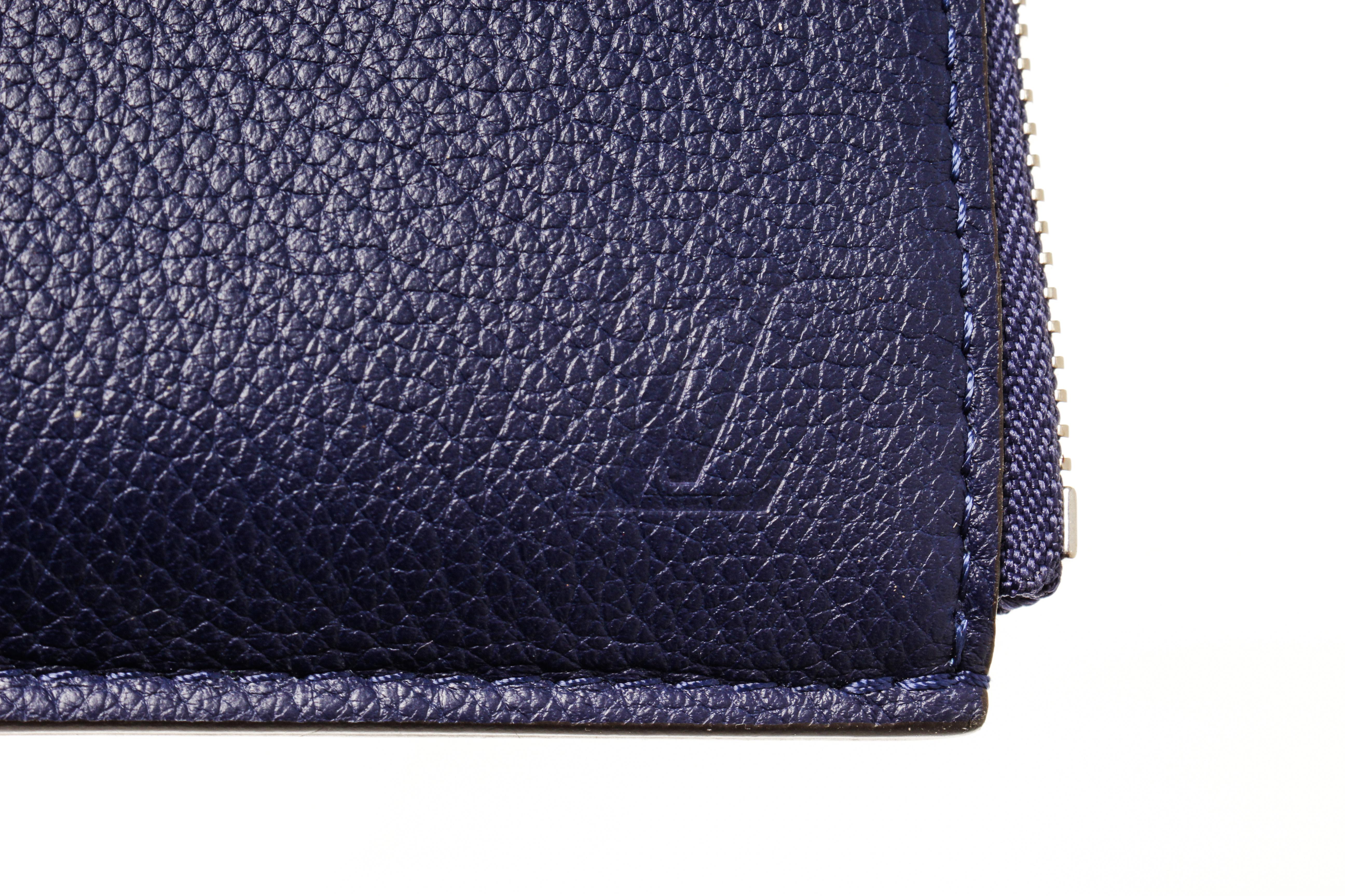 Louis Vuitton Blue Leather Pochette Jules PM 2