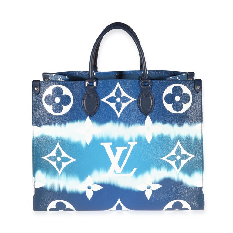 Louis Vuitton® LV Garden Square 90 Navy Blue. Size